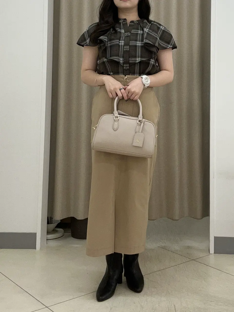 ANY SIS カモガワ コーディネート画像