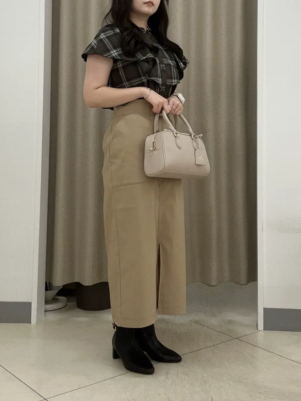 ANY SIS カモガワ コーディネート画像