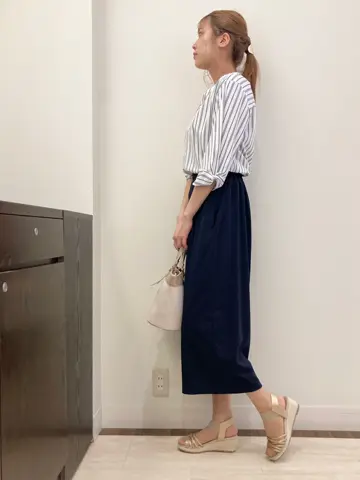 ANY SIS スタッフ コーディネート画像