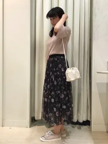 ANY SIS 佐野 コーディネート画像