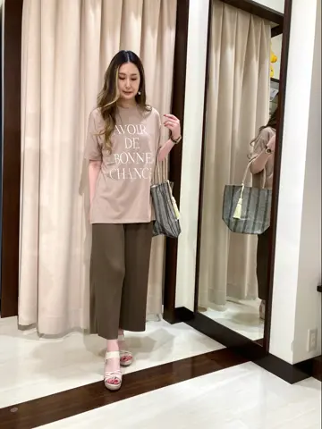 ANY SIS STAFF コーディネート画像