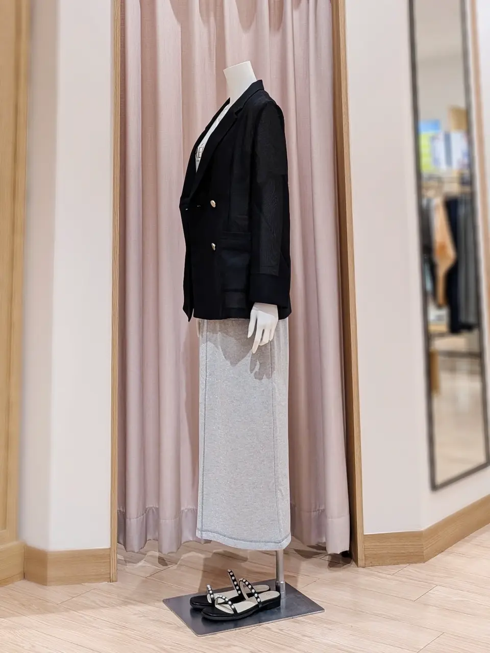 ANY SIS 岩田 コーディネート画像