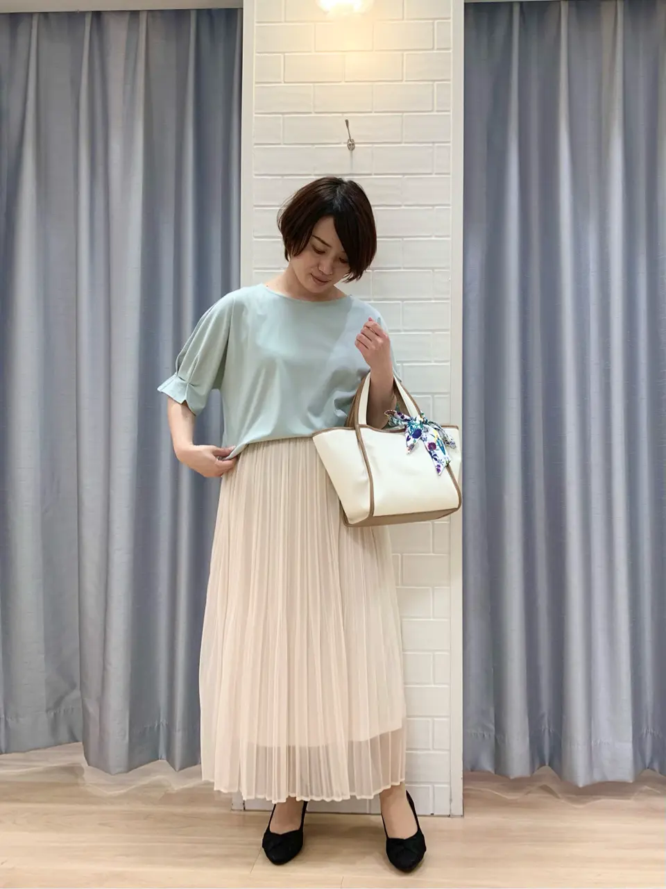 ANY SIS 丸岡 コーディネート画像