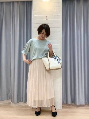 ANY SIS 丸岡 コーディネート画像