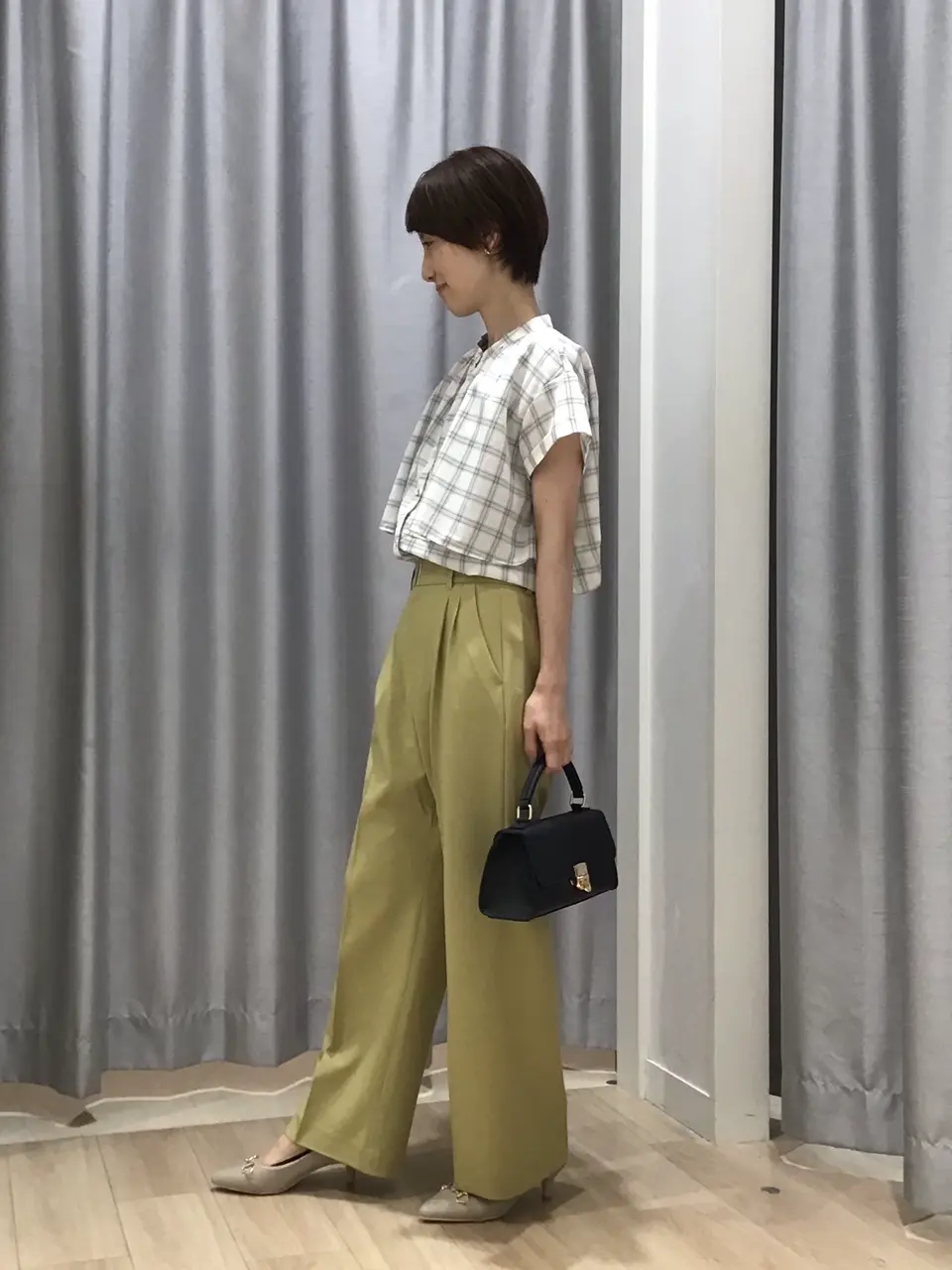 ANY SIS 田中 コーディネート画像