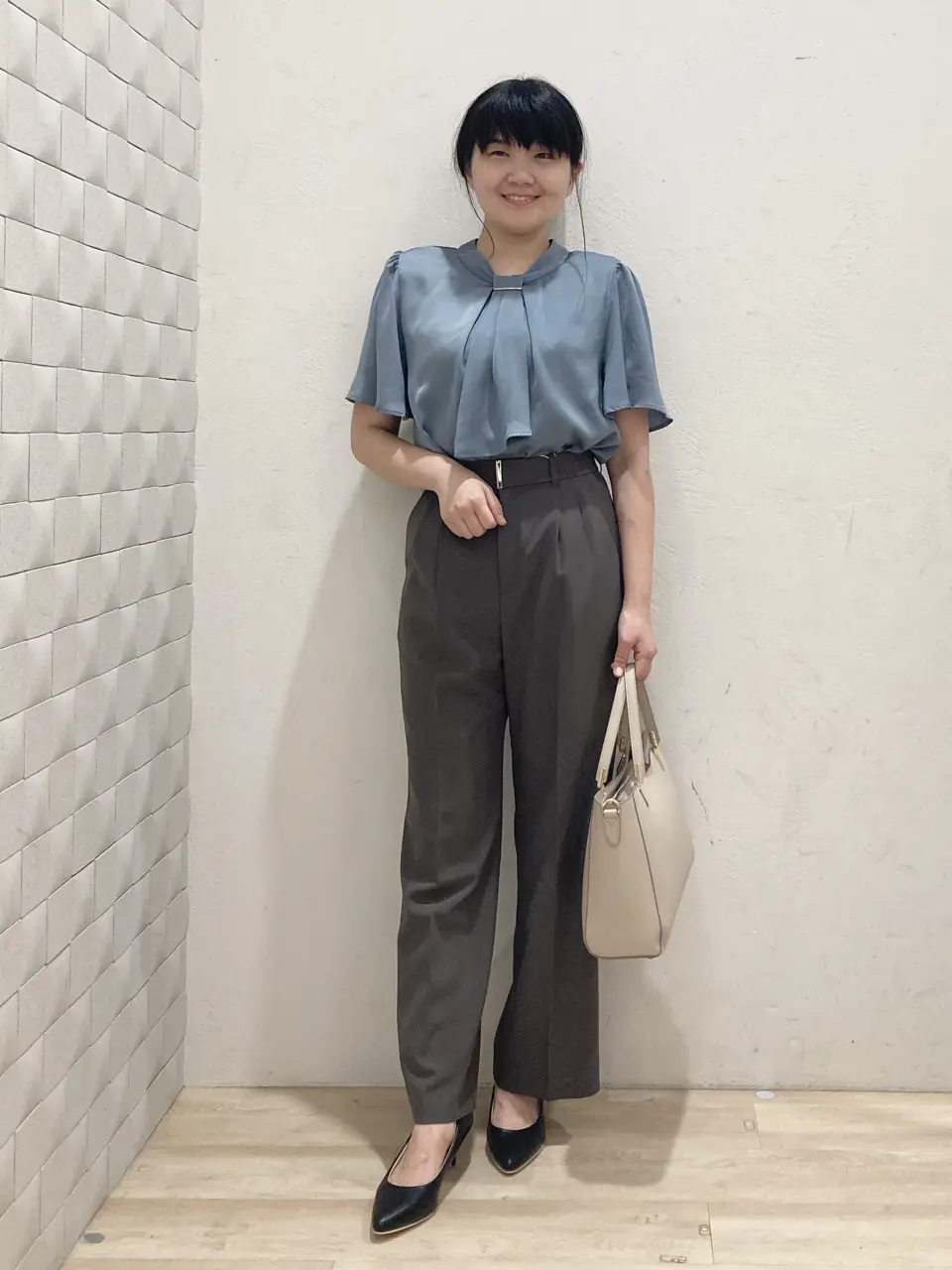 ANY SIS 川根　彩 コーディネート画像