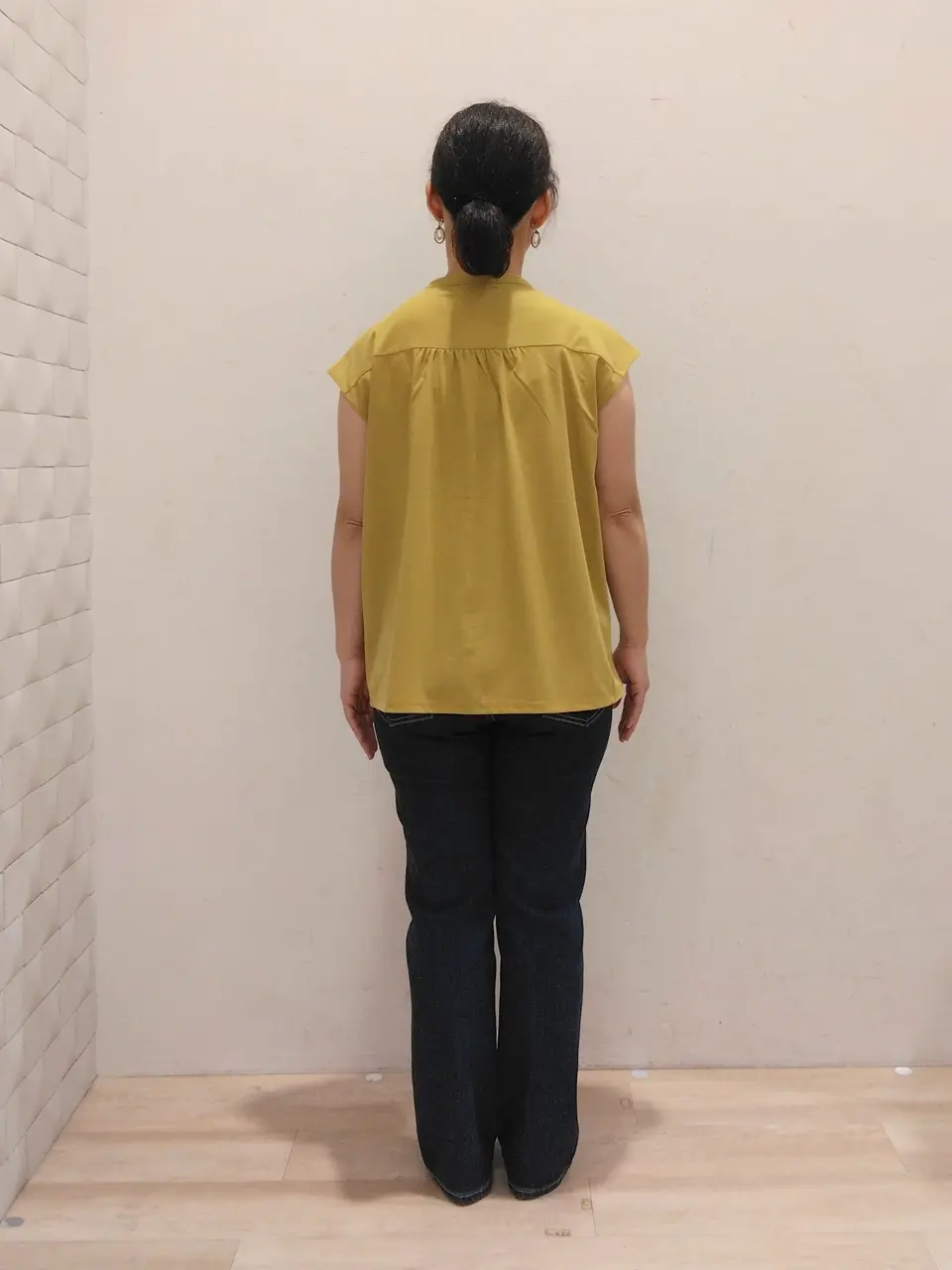 ANY SIS 西出 コーディネート画像