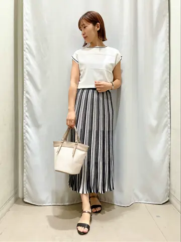 ANY SIS 濱野 コーディネート画像