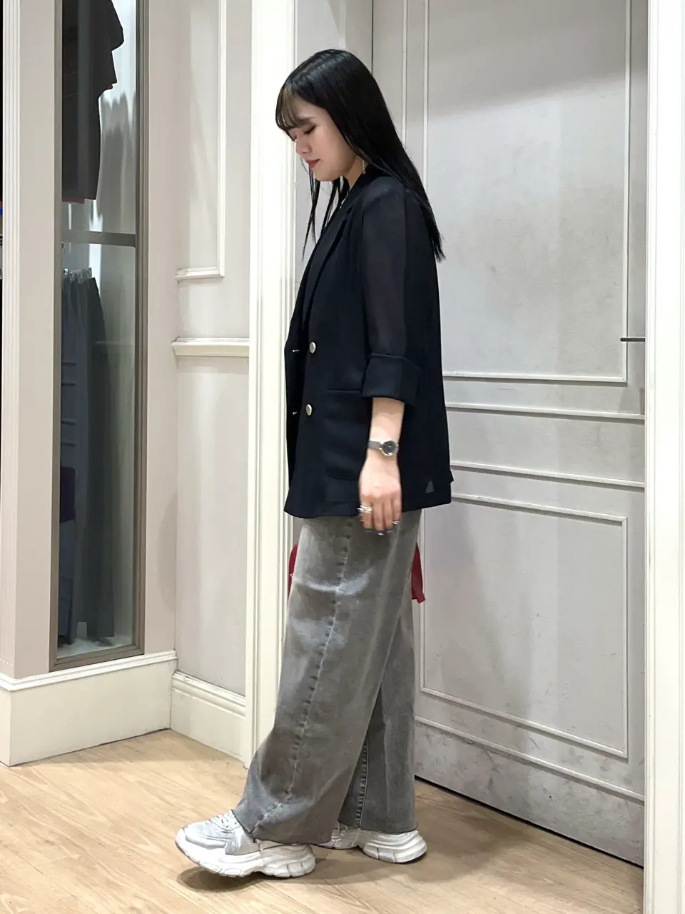 ANY SIS erika コーディネート画像