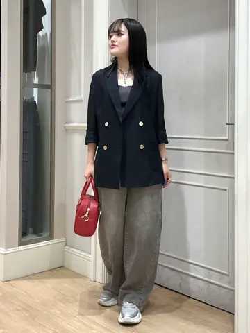 ANY SIS erika コーディネート画像