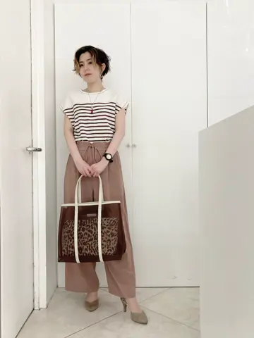 ANY SIS スタッフ コーディネート画像