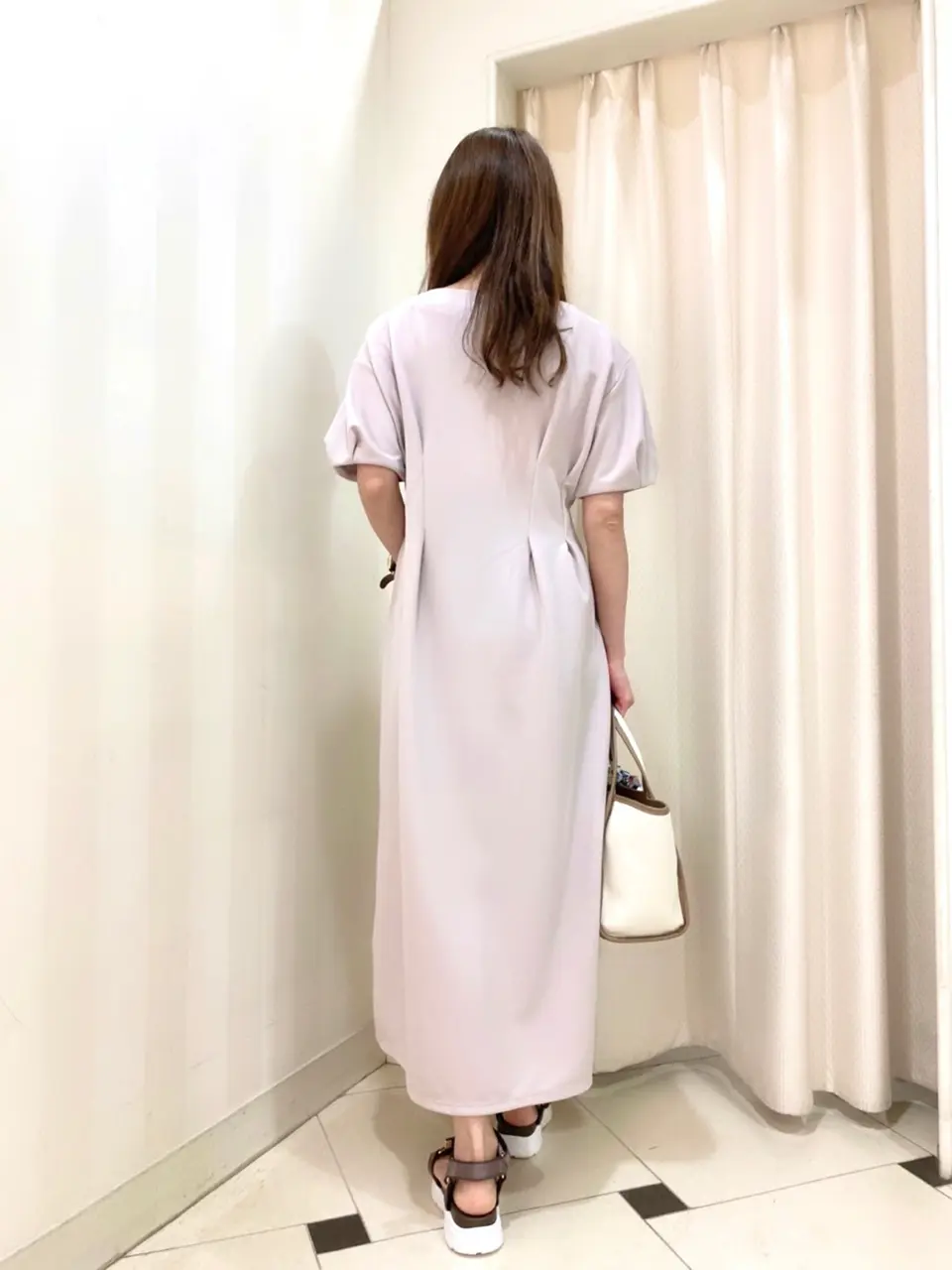 ANY SIS 金井 コーディネート画像