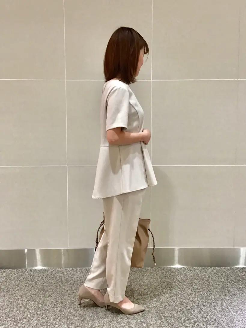 ANY SIS 浅野 コーディネート画像