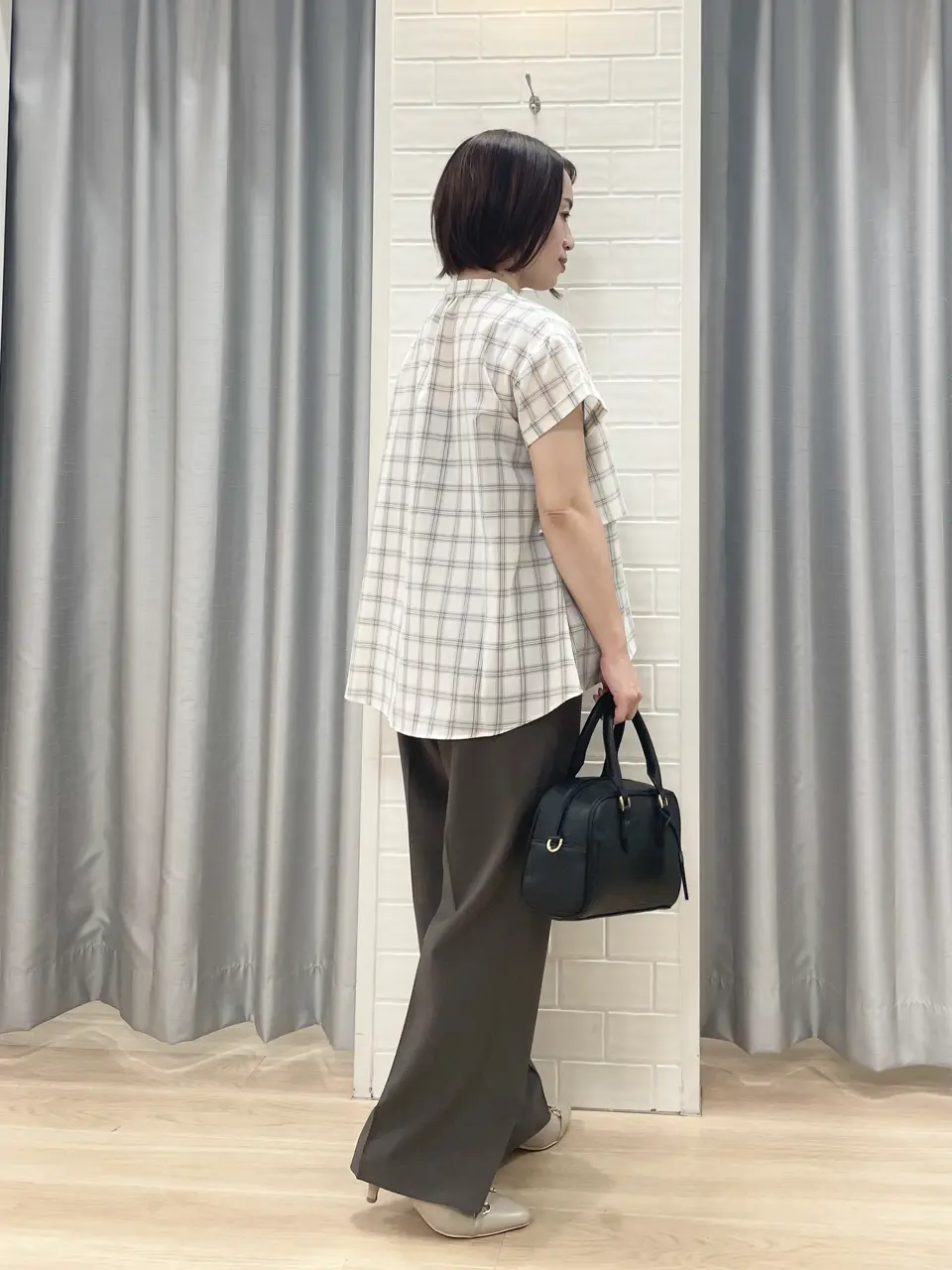 ANY SIS 丸岡 コーディネート画像