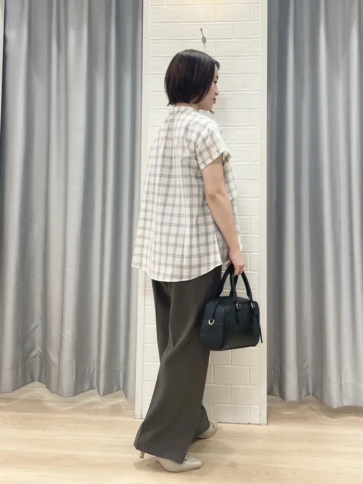 ANY SIS 丸岡 コーディネート画像