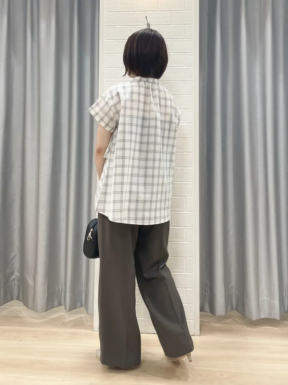 ANY SIS 丸岡 コーディネート画像