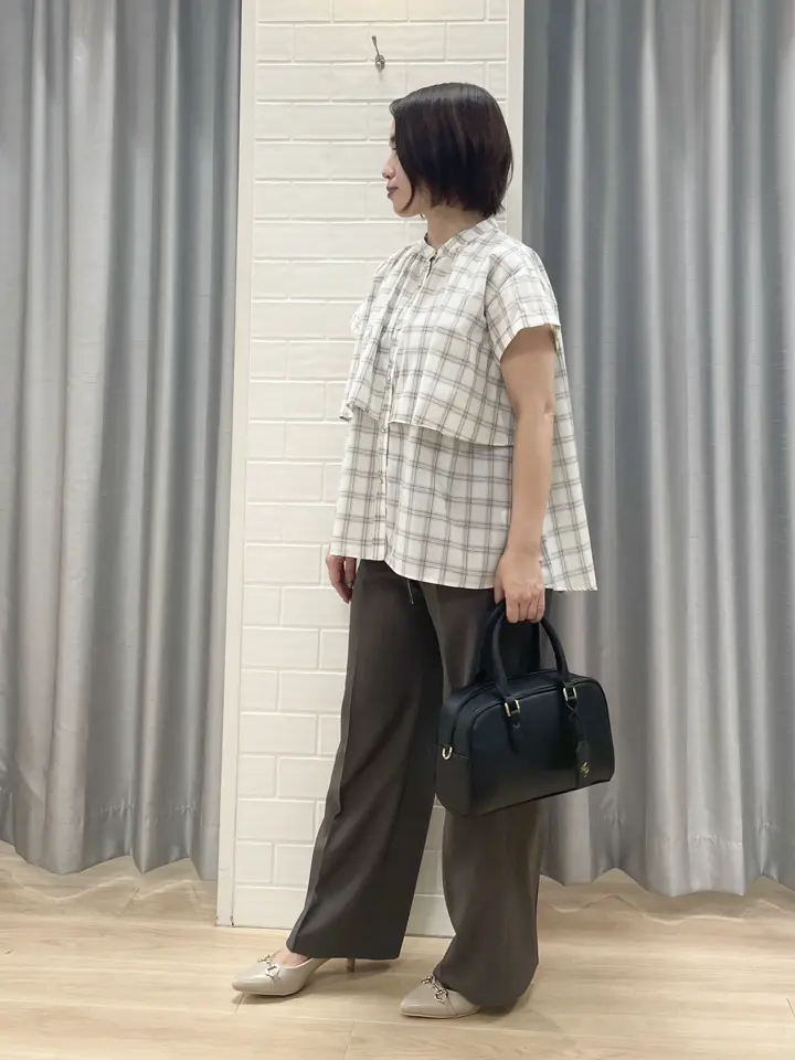 ANY SIS 丸岡 コーディネート画像