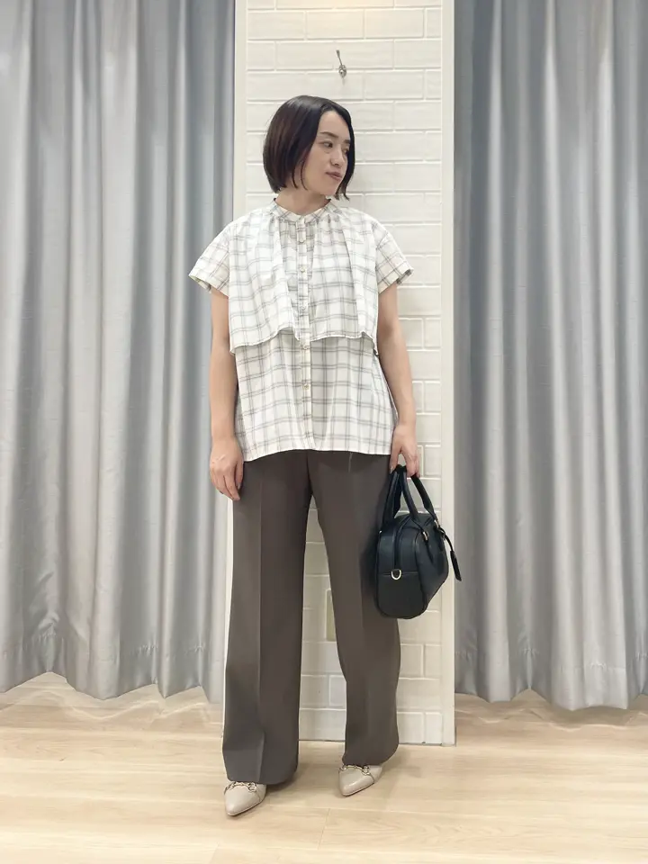 ANY SIS 丸岡 コーディネート画像