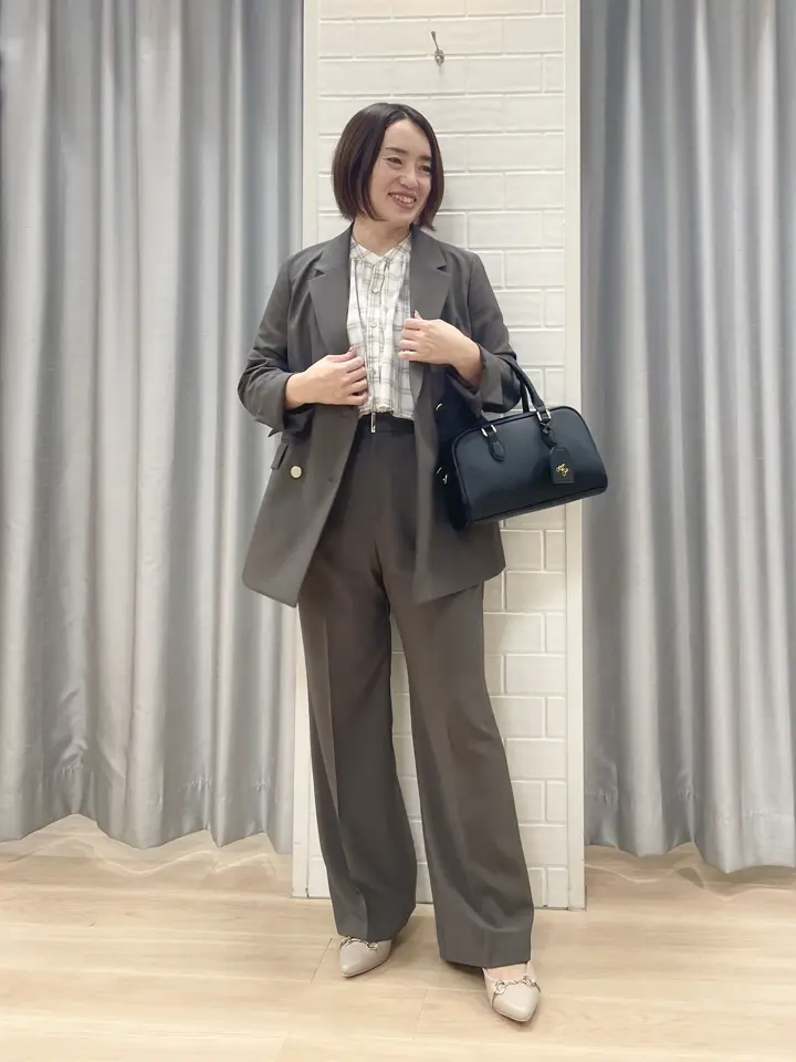 ANY SIS 丸岡 コーディネート画像