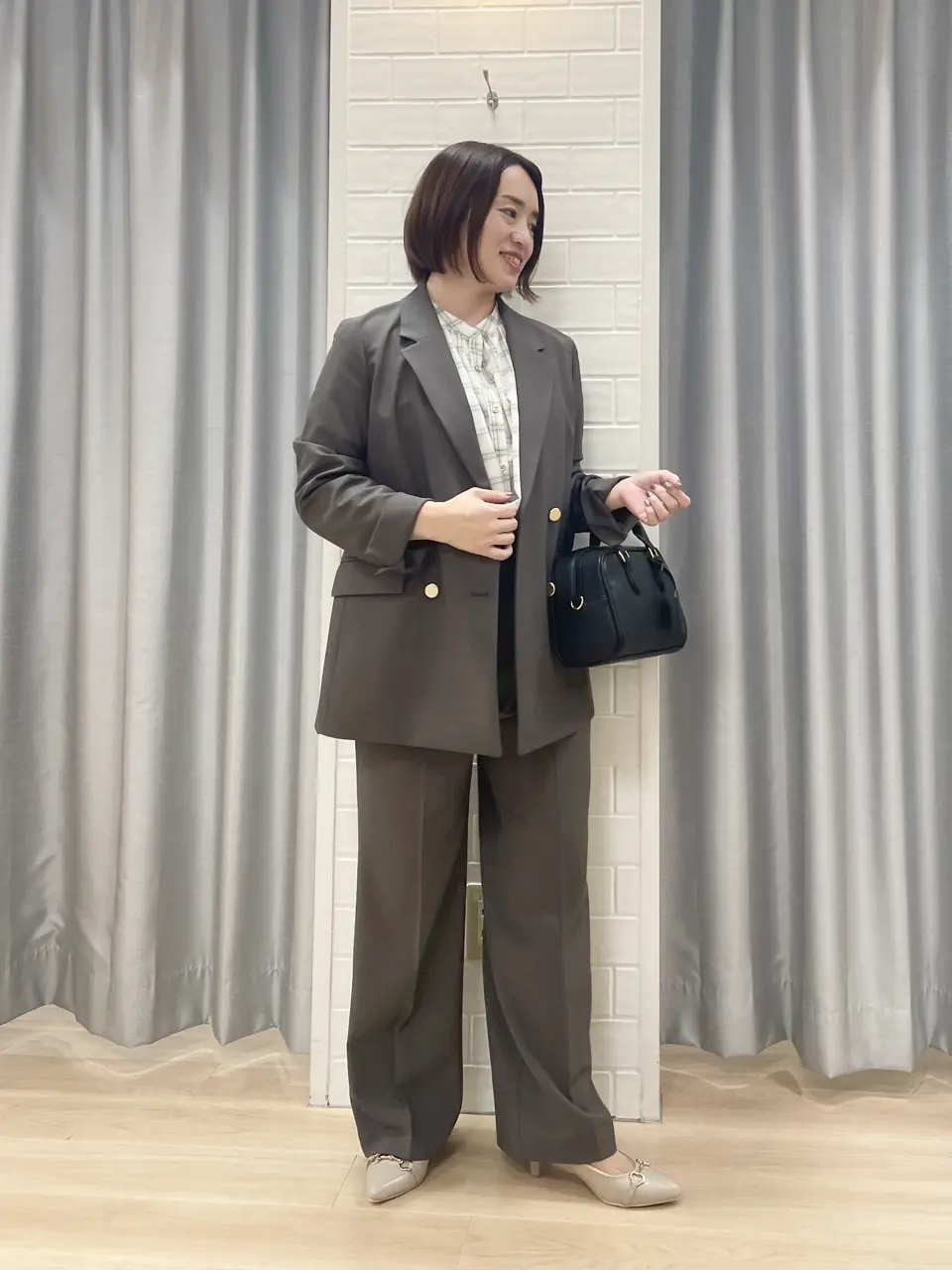 ANY SIS 丸岡 コーディネート画像