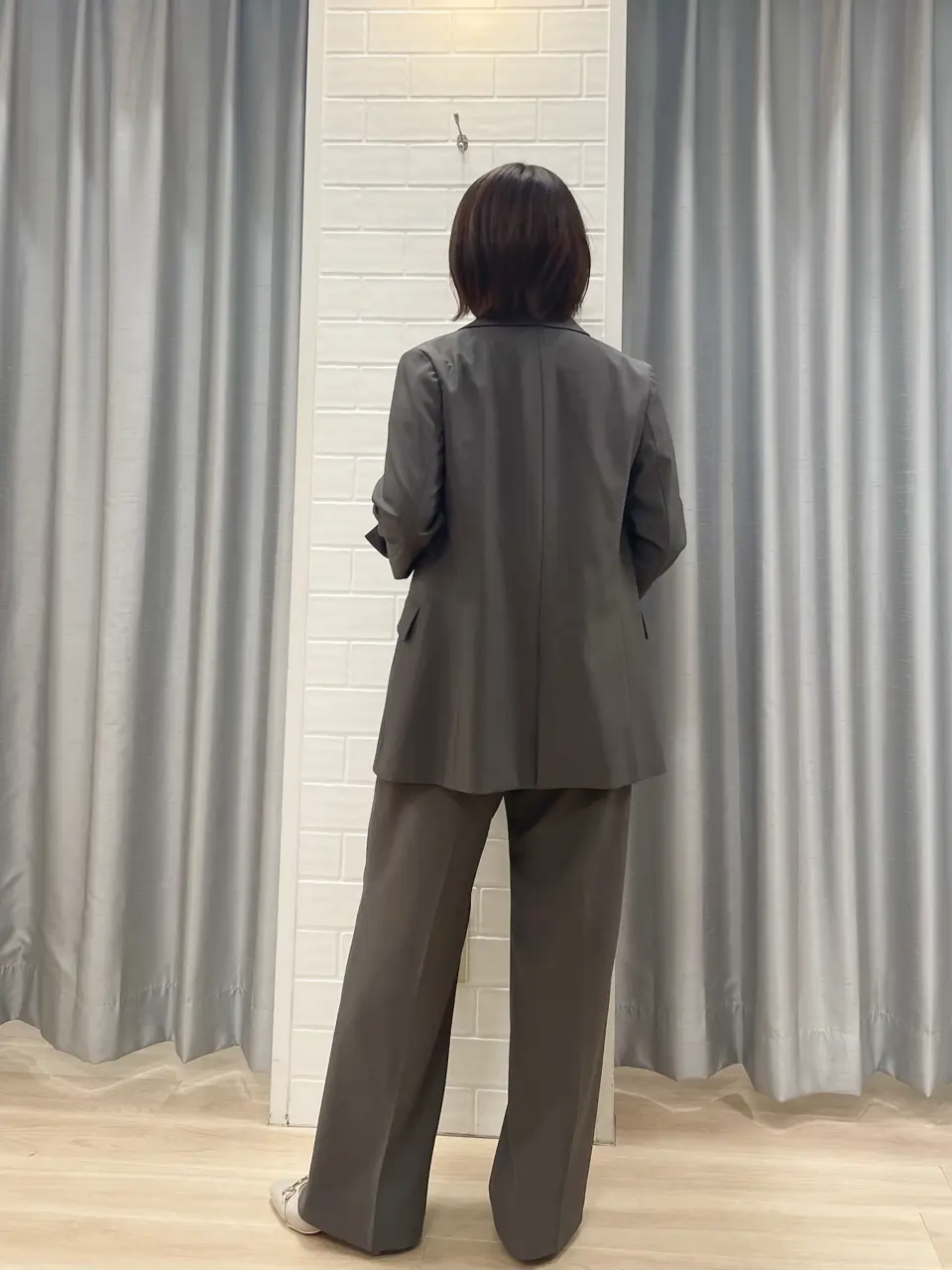 ANY SIS 丸岡 コーディネート画像