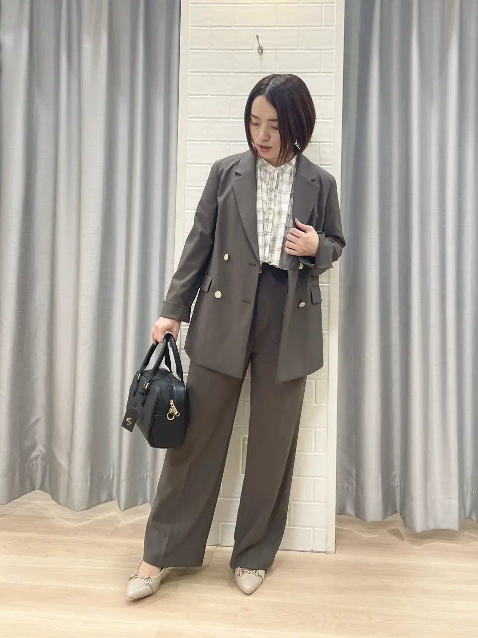 ANY SIS 丸岡 コーディネート画像