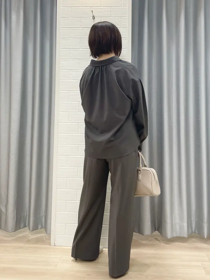 ANY SIS 丸岡 コーディネート画像