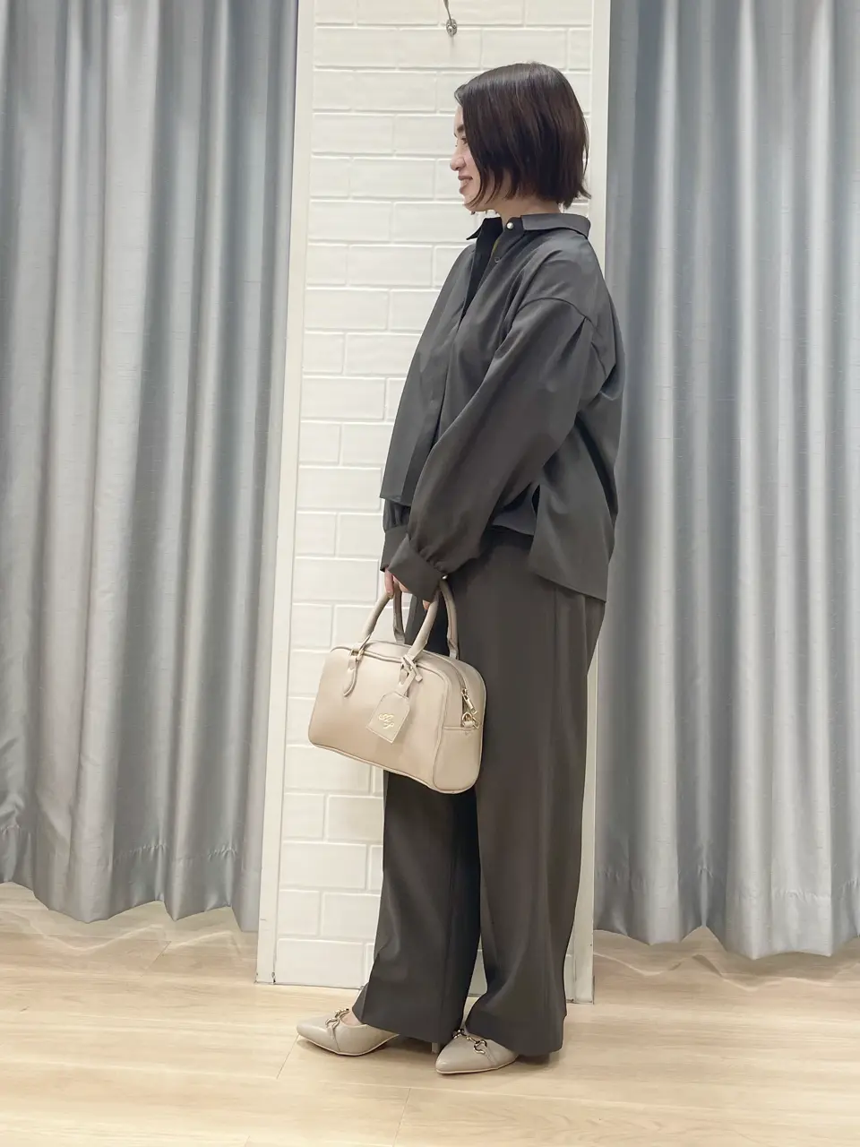 ANY SIS 丸岡 コーディネート画像