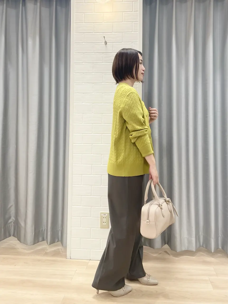 ANY SIS 丸岡 コーディネート画像