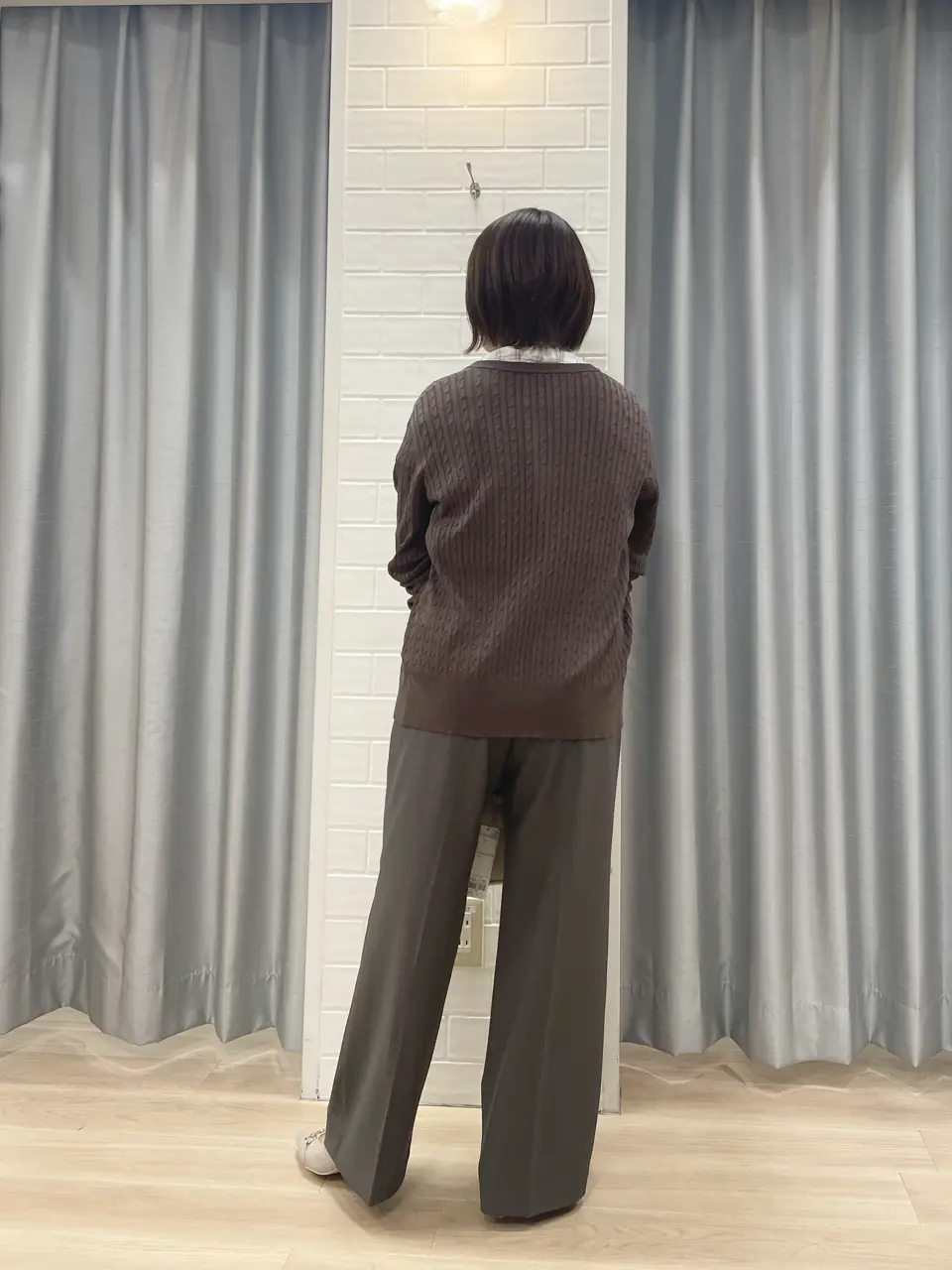 ANY SIS 丸岡 コーディネート画像