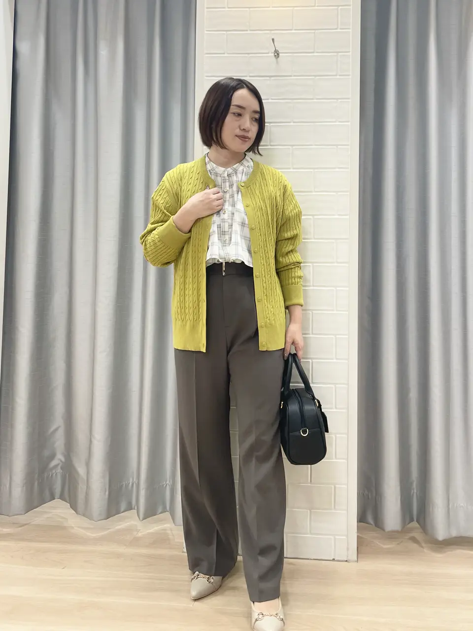 ANY SIS 丸岡 コーディネート画像