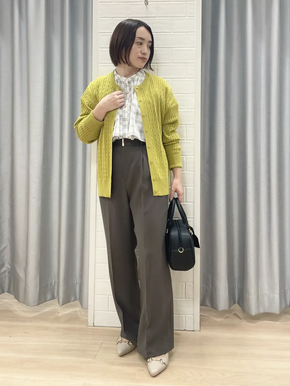 ANY SIS 丸岡 コーディネート画像