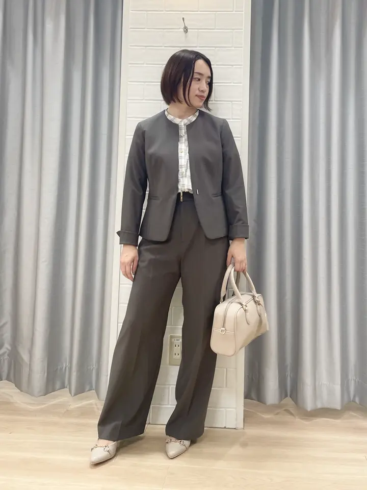 ANY SIS 丸岡 コーディネート画像