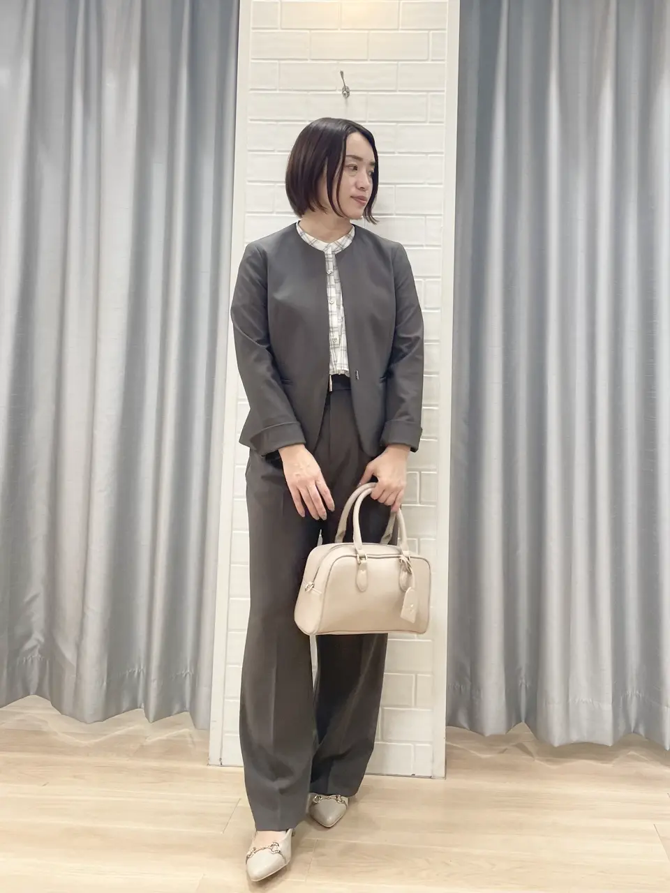 ANY SIS 丸岡 コーディネート画像