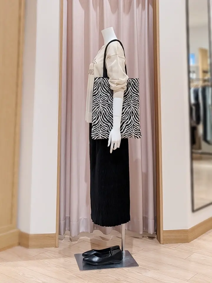 ANY 岩田 コーディネート画像