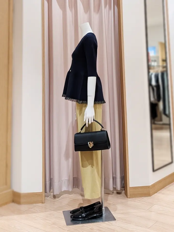 ANY SIS 岩田 コーディネート画像