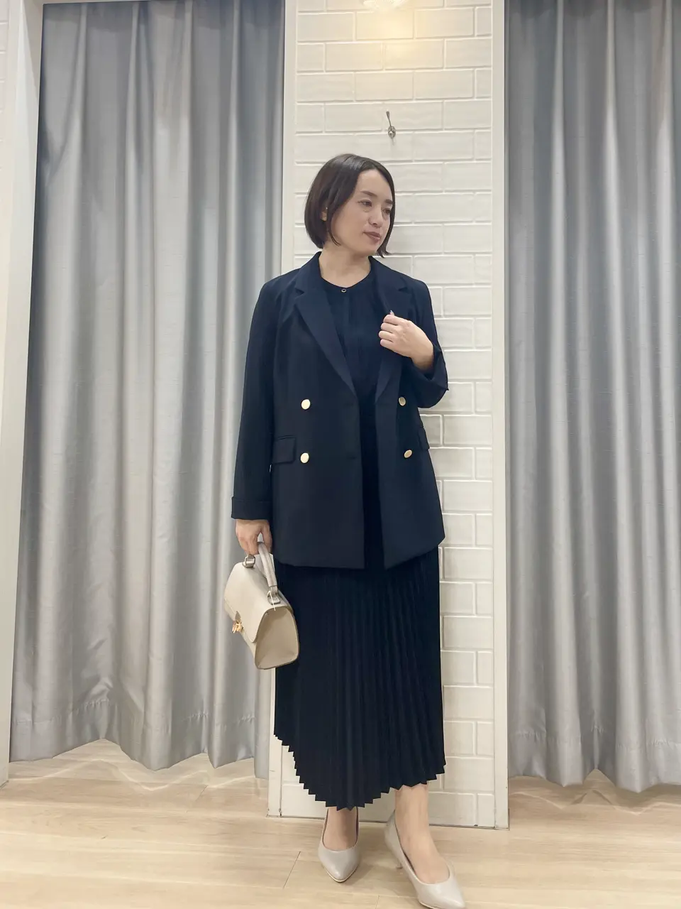 ANY SIS 丸岡 コーディネート画像