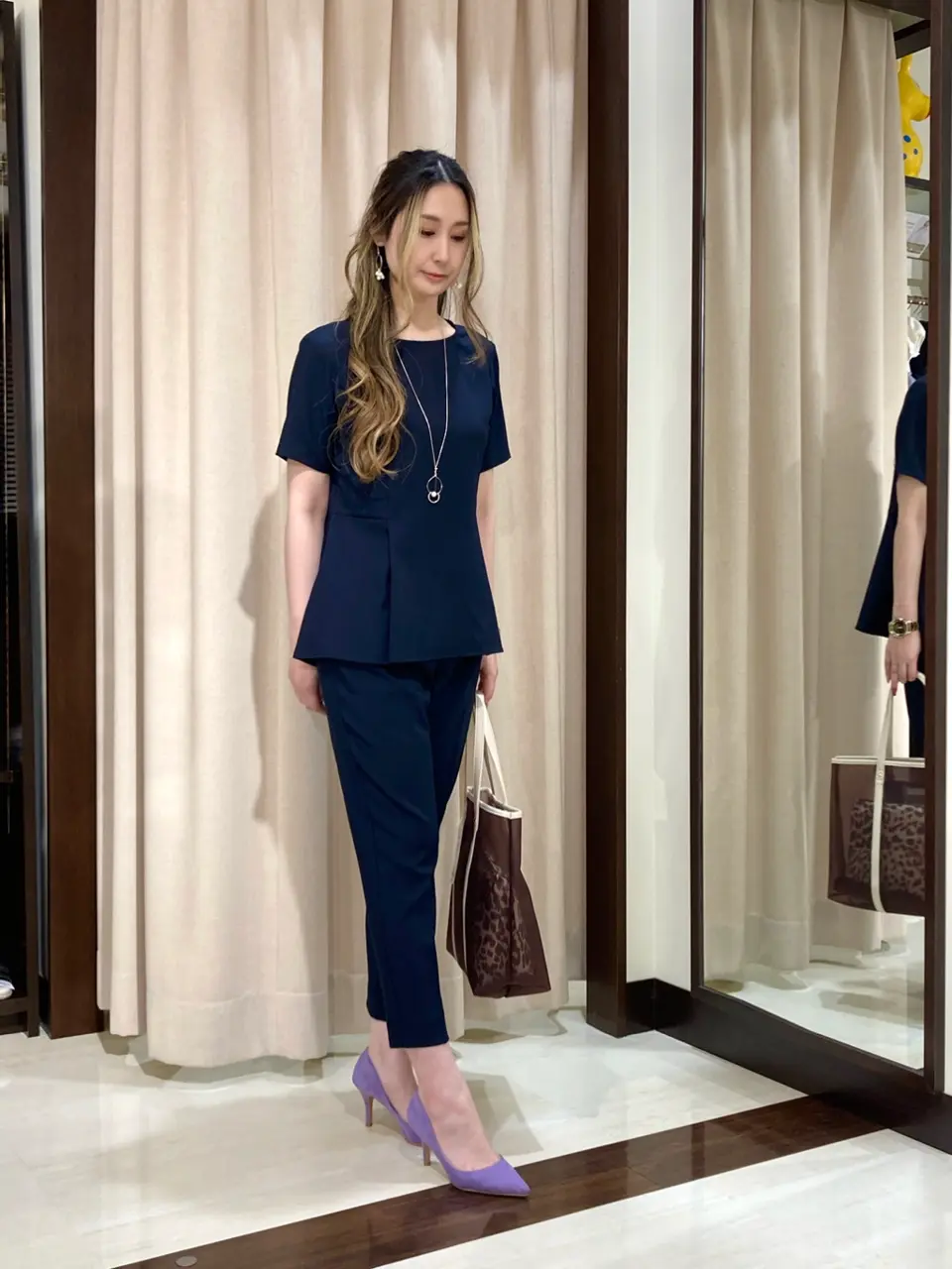 ANY SIS STAFF コーディネート画像