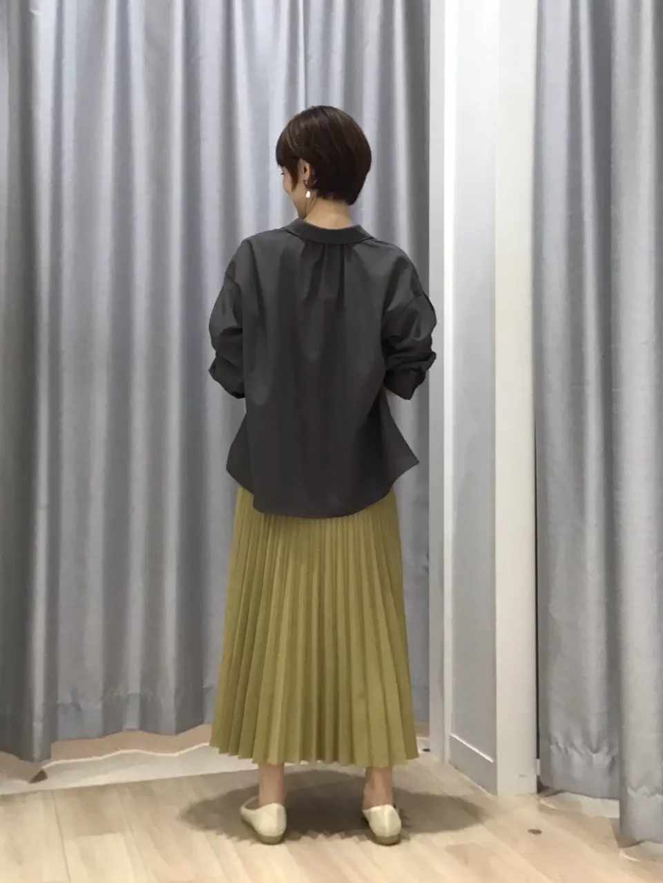 ANY SIS 田中 コーディネート画像