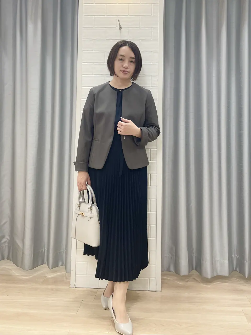 ANY SIS 丸岡 コーディネート画像