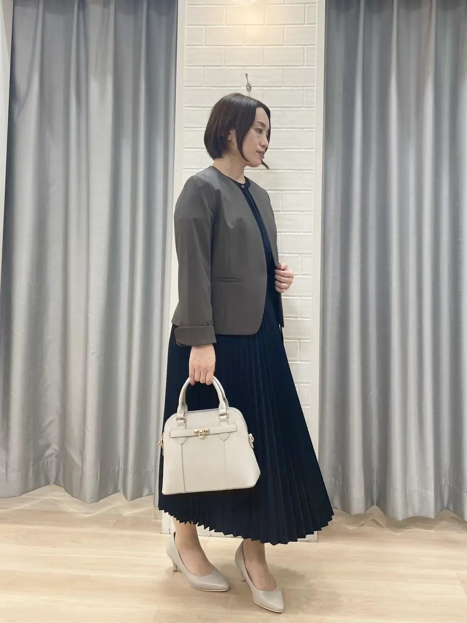 ANY SIS 丸岡 コーディネート画像