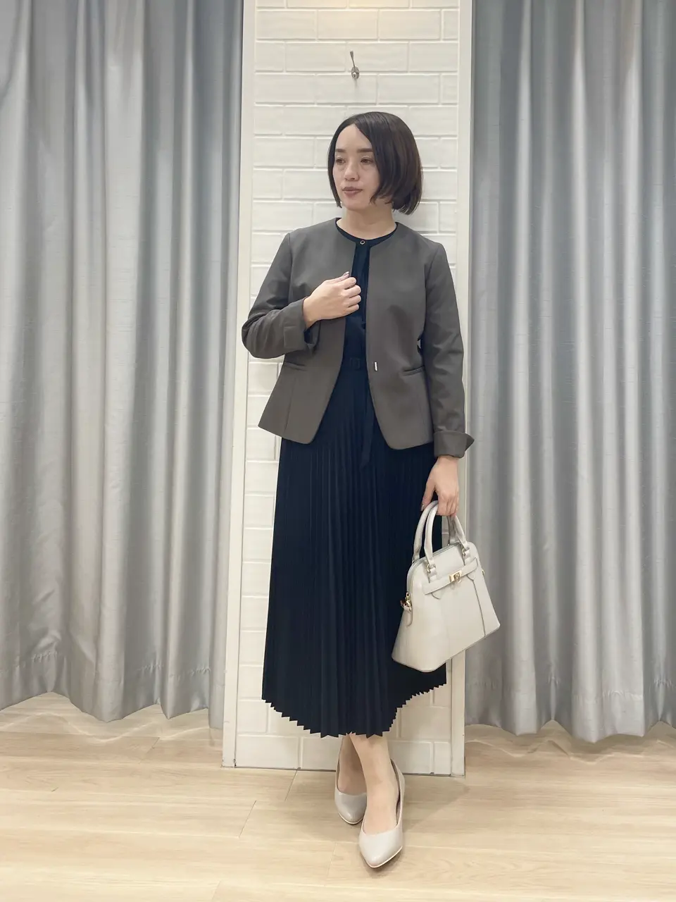 ANY SIS 丸岡 コーディネート画像