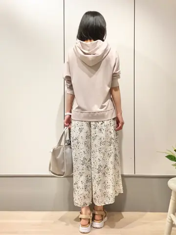 ANY SIS 山本 コーディネート画像