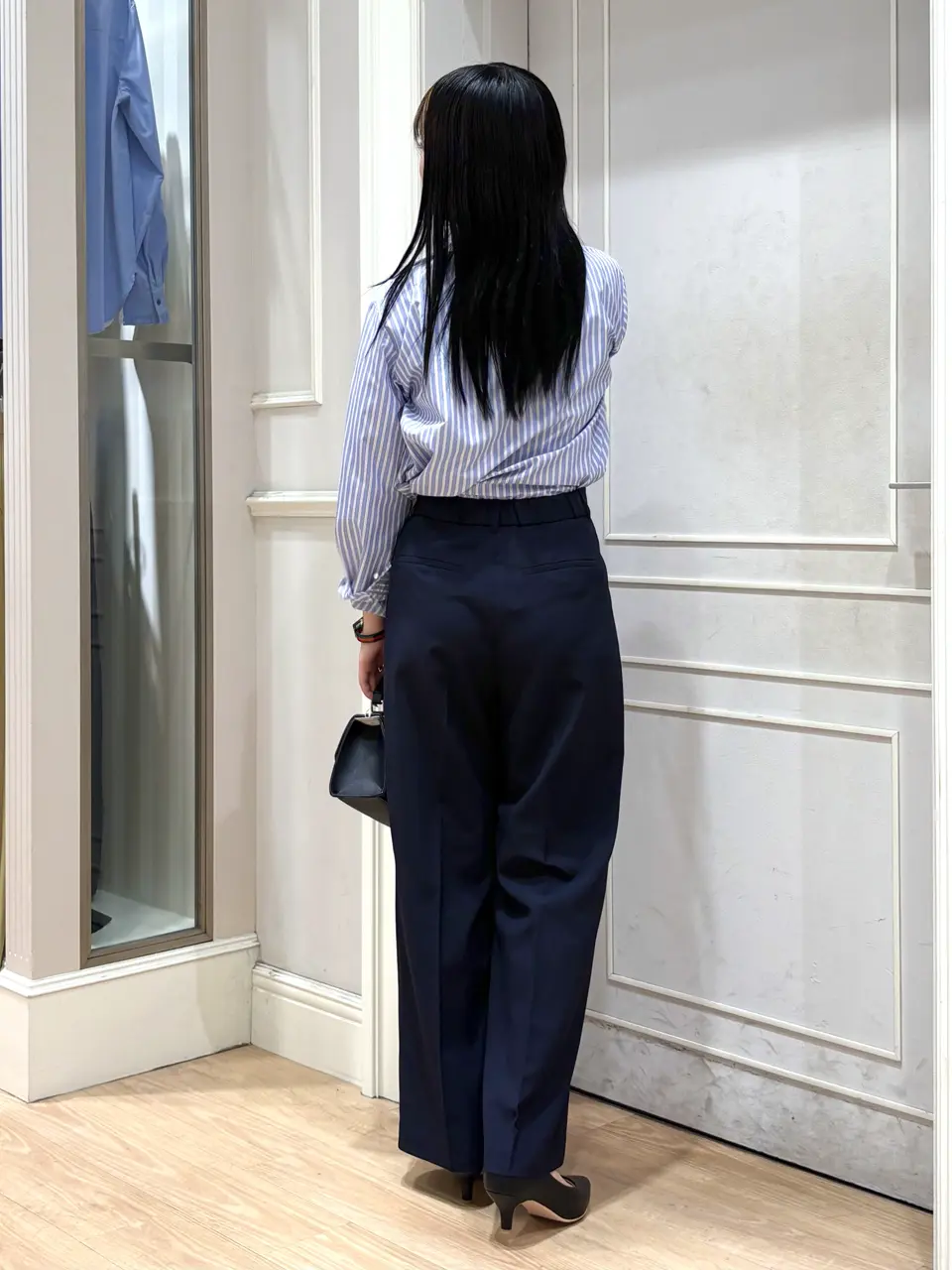 ANY SIS erika コーディネート画像