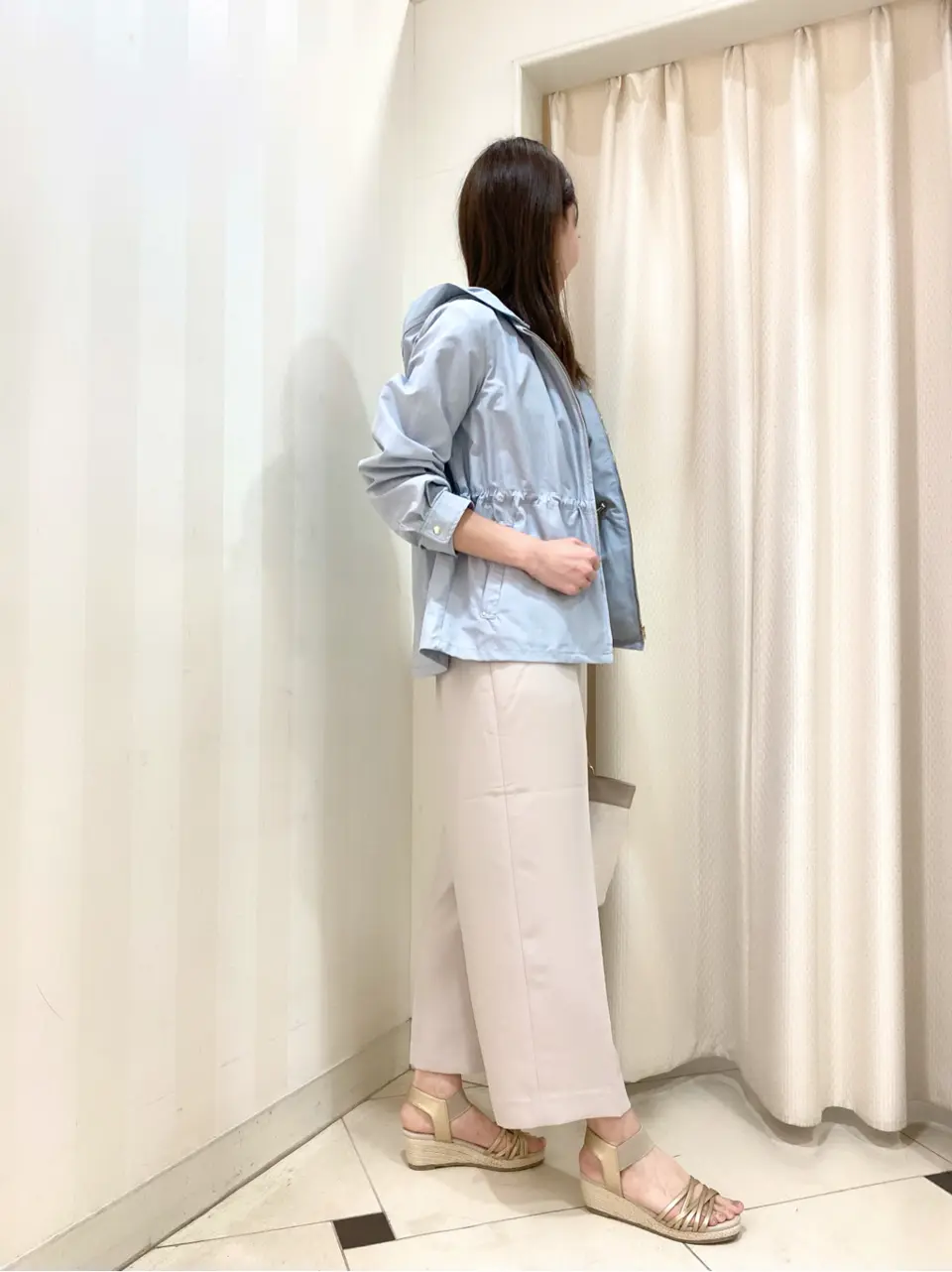 ANY SIS 金井 コーディネート画像