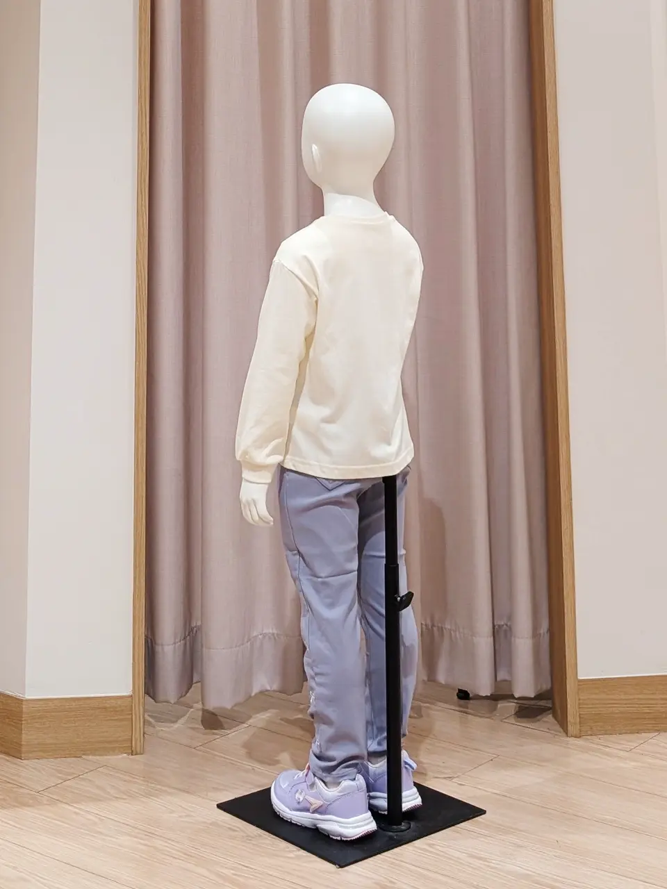 ANY 奥原 コーディネート画像