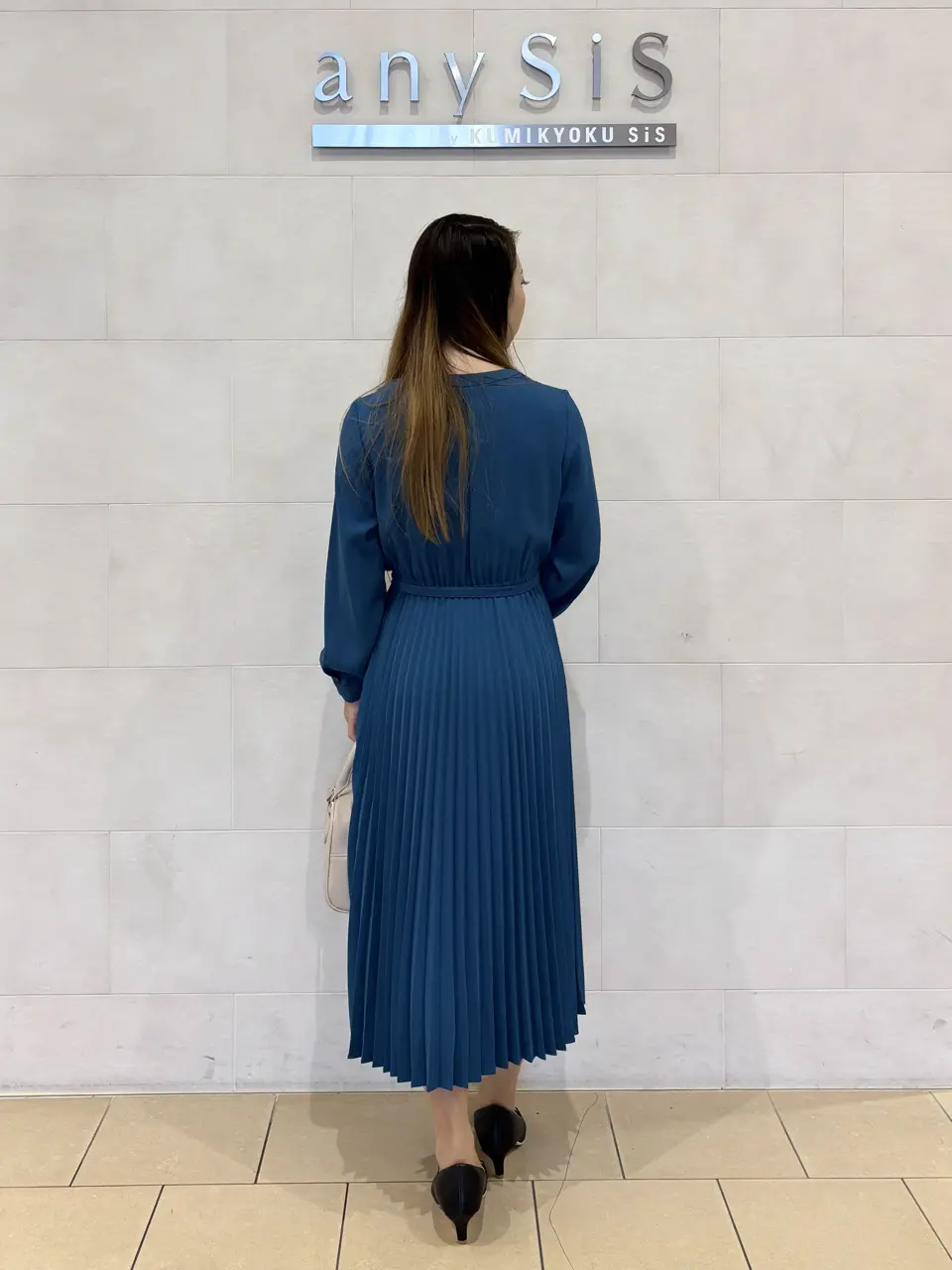 ANY SIS 土居 コーディネート画像