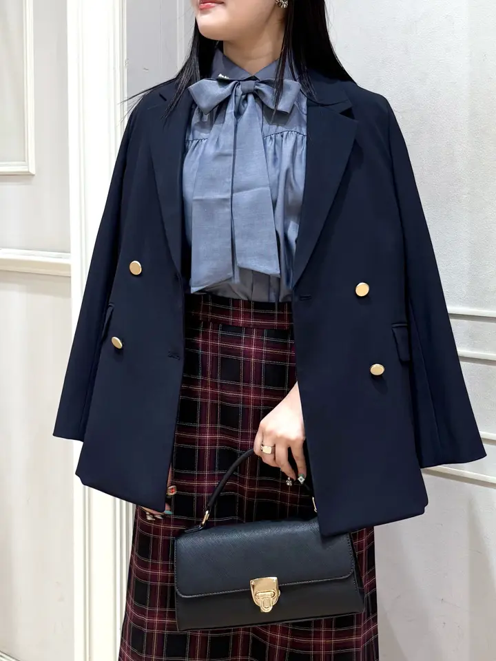 ANY SIS erika コーディネート画像