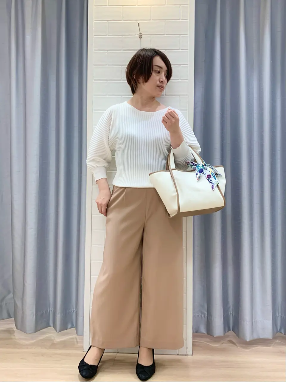 ANY SIS 丸岡 コーディネート画像