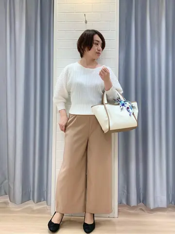 ANY SIS 丸岡 コーディネート画像